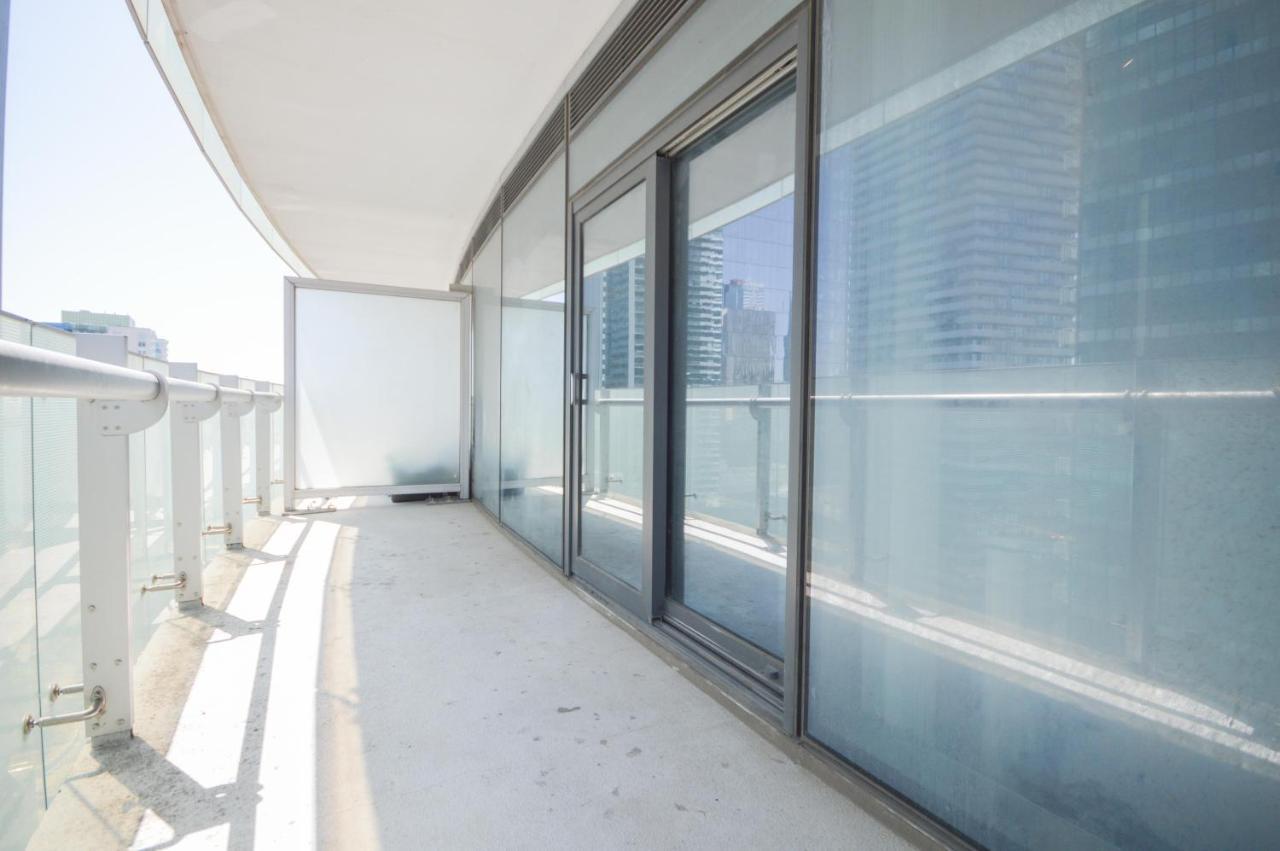 Downtown Toronto Condo Near Cn Tower, Mtcc, Rogers Center , Union Station Exterior photo